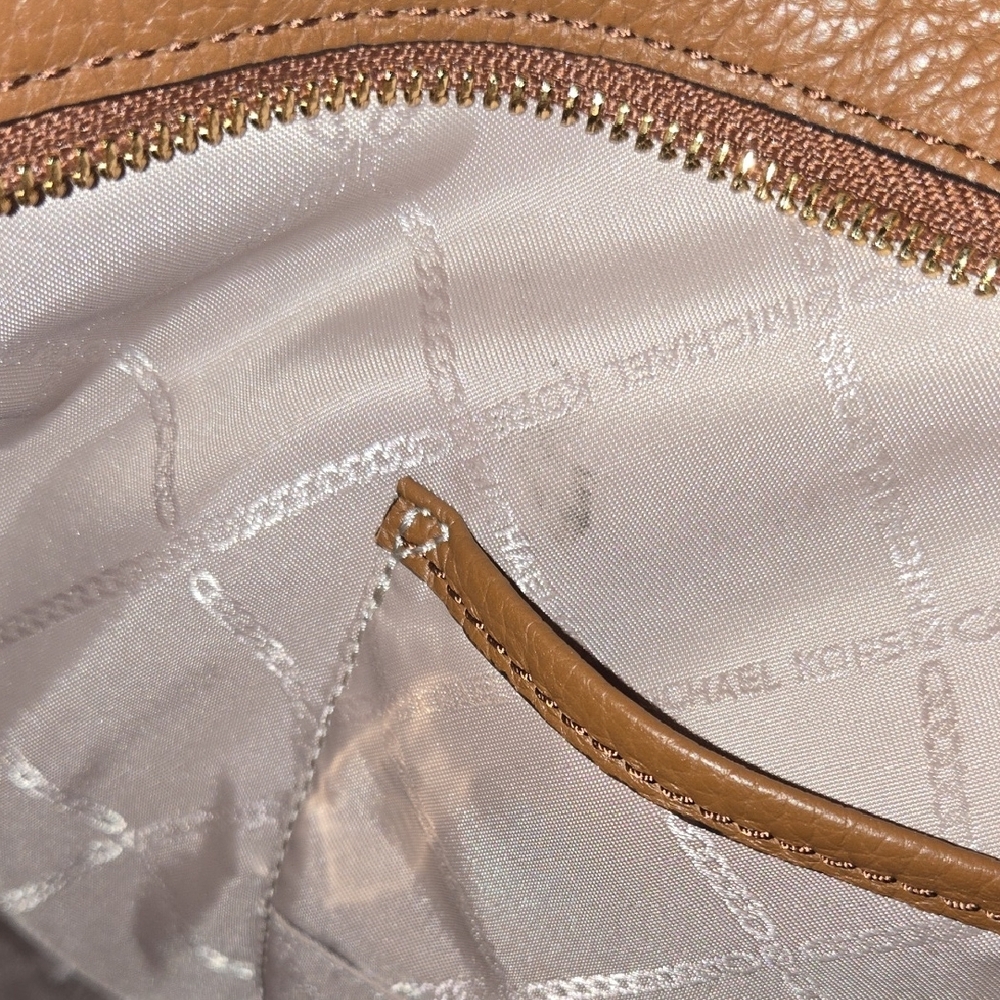 Michael Kors Brown Leather Aria Shoulder Bag - Picture 14 of 15